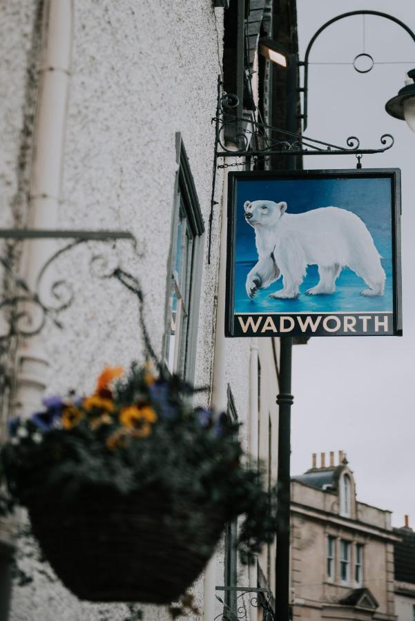 Bed and Breakfast The White Bear à Devizes Extérieur photo